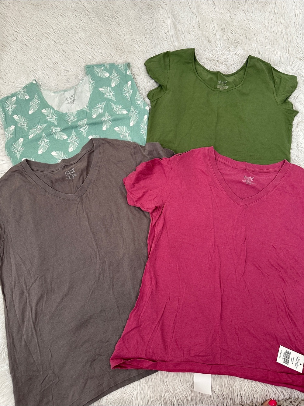 🥕 Bundle of 4 Shade T-Shirts  Size XL